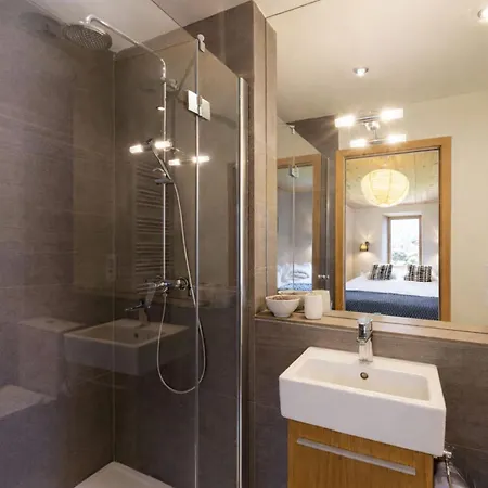 Plein Centre - Savoyard Moderne - Happy *