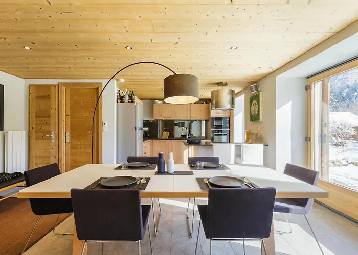 Chalet Plein Centre - Savoyard Moderne - Happy Chamonix